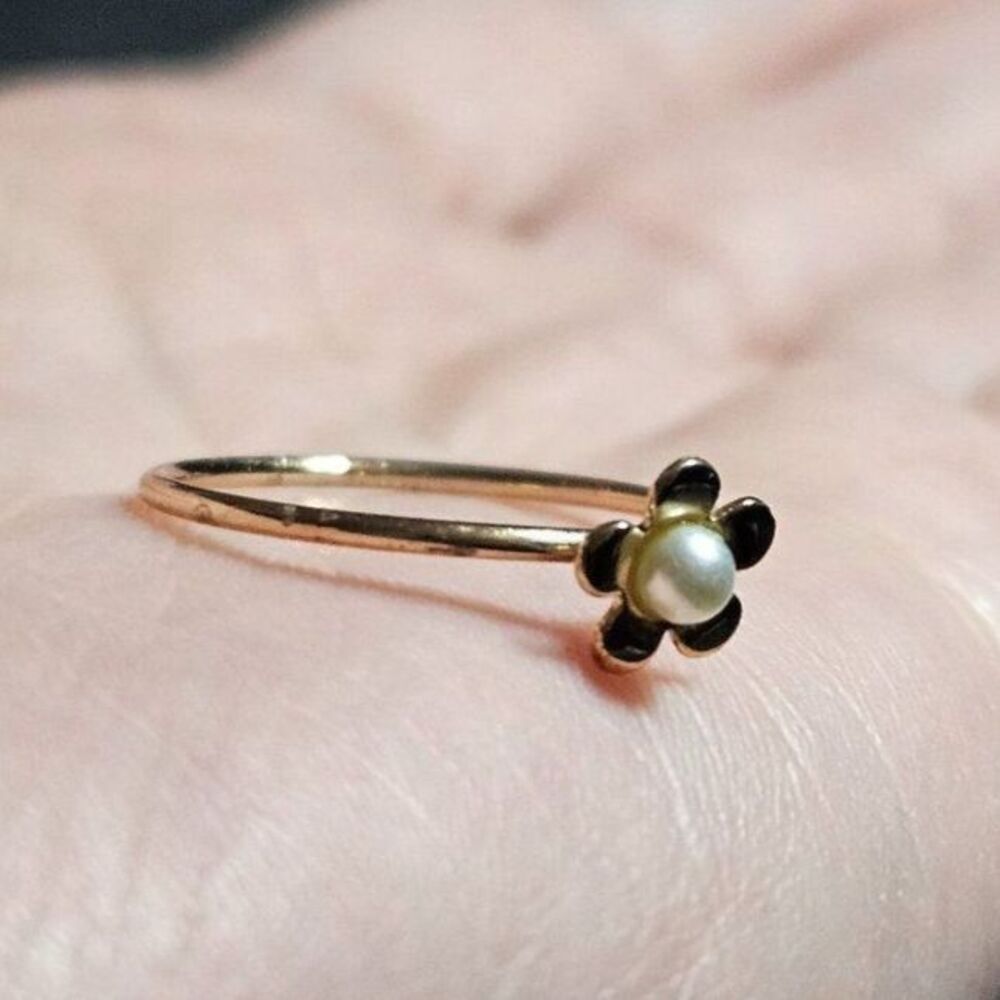 Gold Tone Flower Ring with Faux Pearl Size 5.25 Dainty Feminine